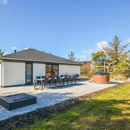 Holiday home 5 Bedroom Gorgeous In