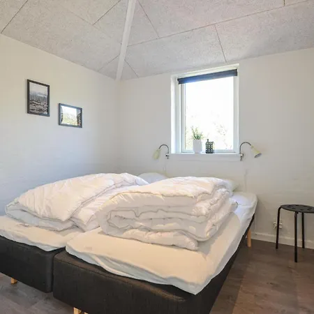 5 Bedroom Gorgeous In Feriehus *